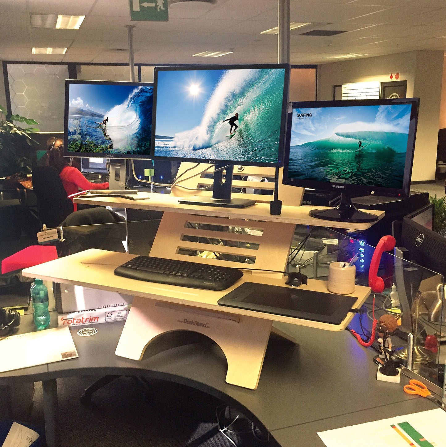 MegaX3 Standing Desk Sit Stand Compact Desk.png