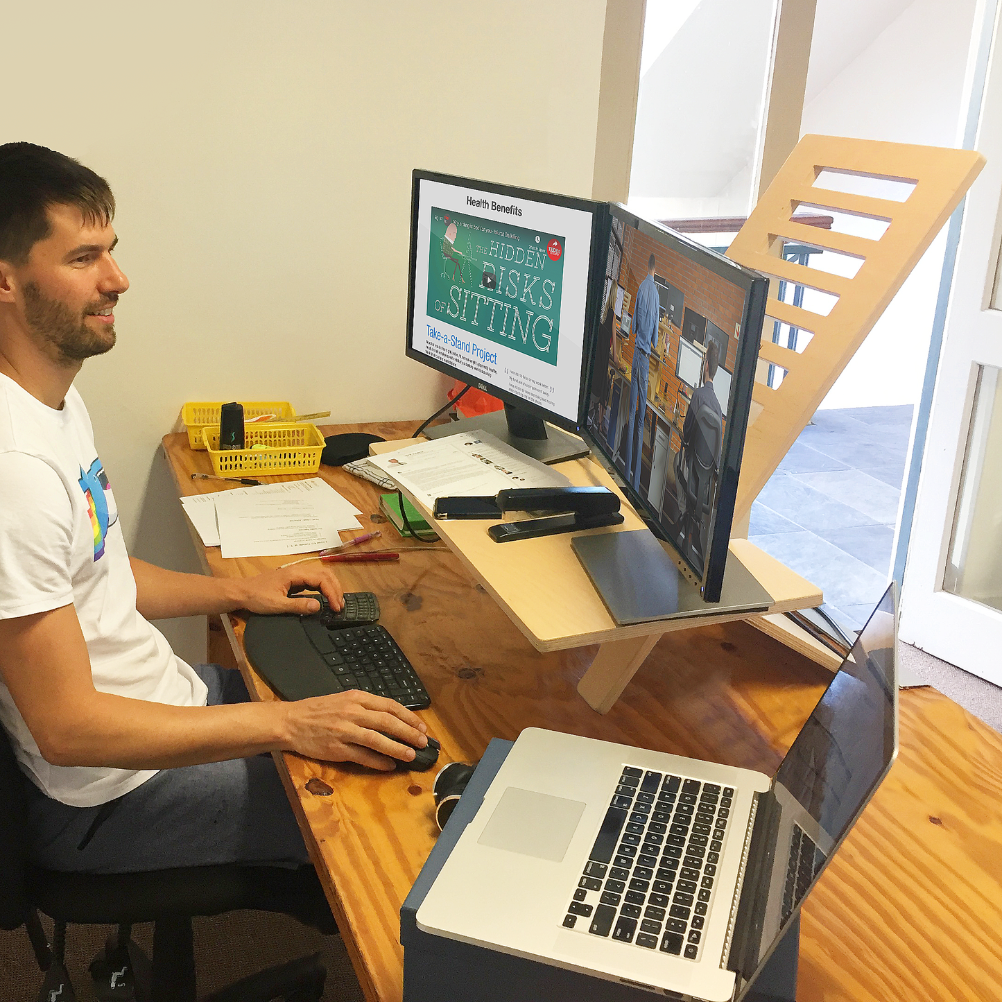 Sitting position DeskStand JUMBO height adjustable retrofit furniture